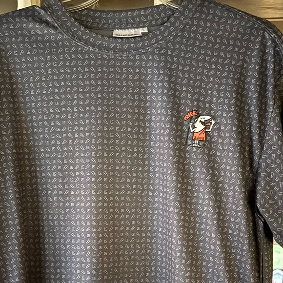 Little Caesars T-Shirt size large. Short sleeve. No holes, stains,or thread pull - Picture 1 of 7
